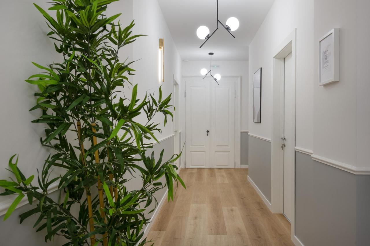 Trieste Timeless 2-Bedrooms Flat Eksteriør billede